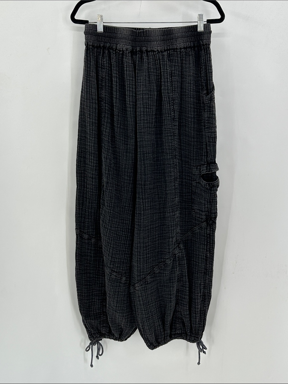 Out From Under Cameron Utility Pant Size Medium Black - Picture 6 of 9